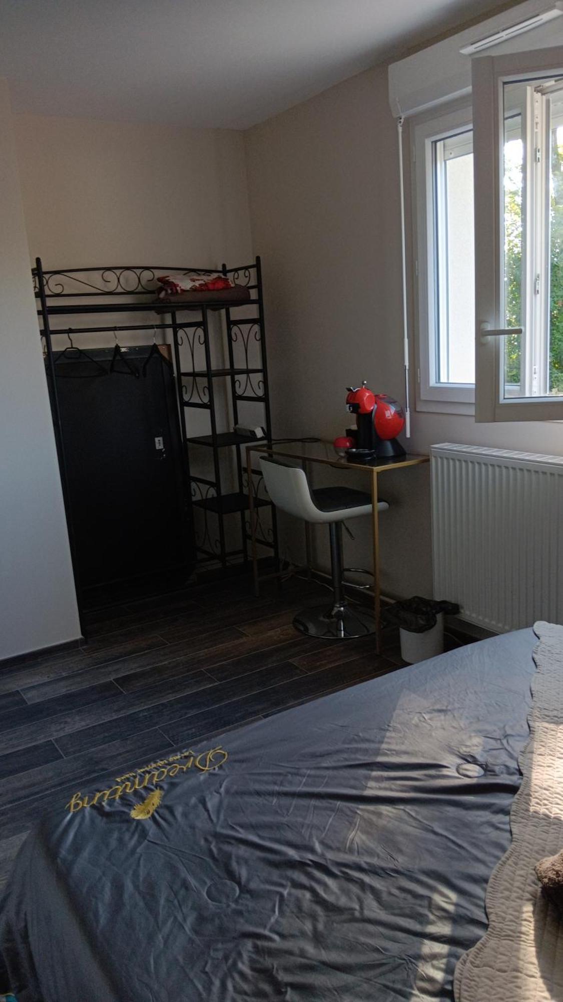 Charmes  Chambre Privee Dans Une Maison Familiale מראה חיצוני תמונה