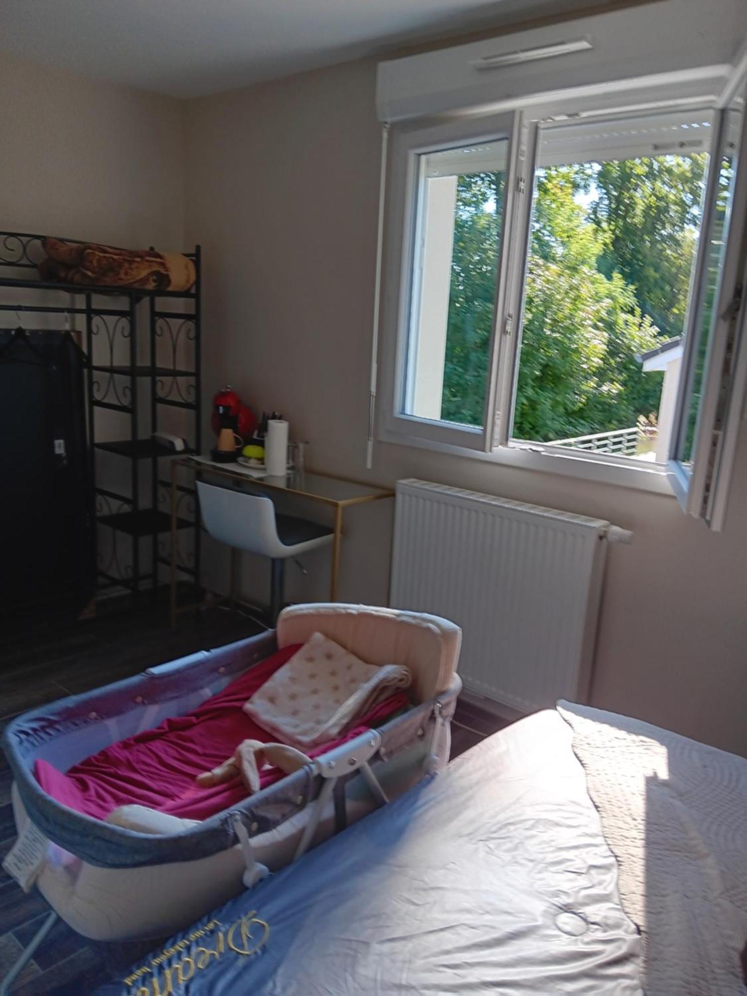 Charmes  Chambre Privee Dans Une Maison Familiale מראה חיצוני תמונה