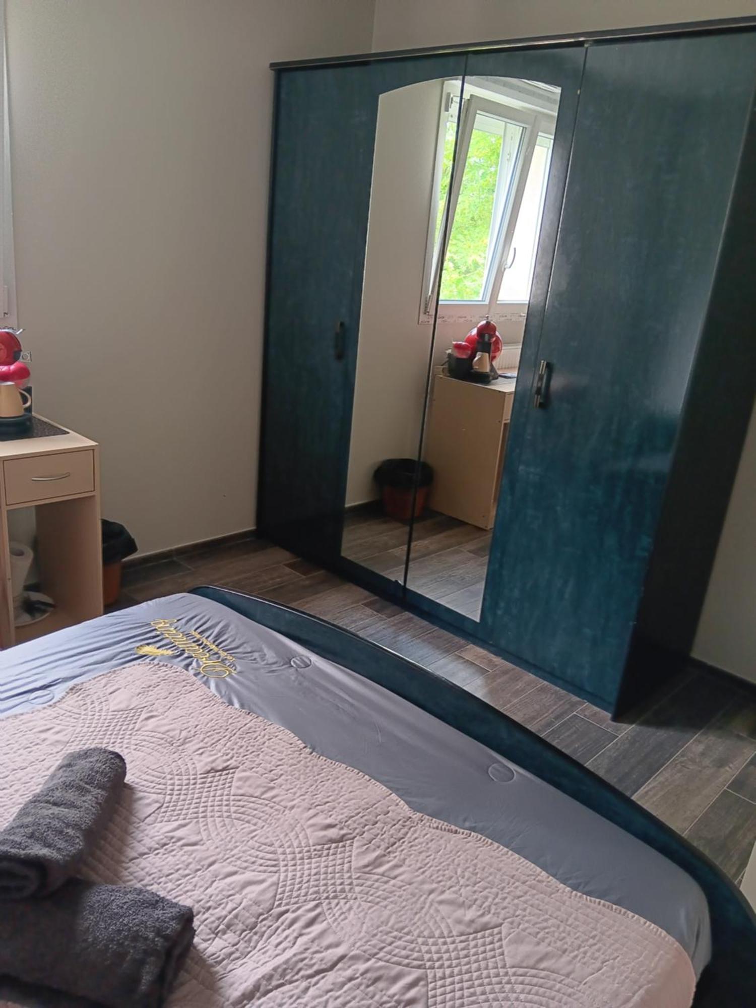 Charmes  Chambre Privee Dans Une Maison Familiale מראה חיצוני תמונה